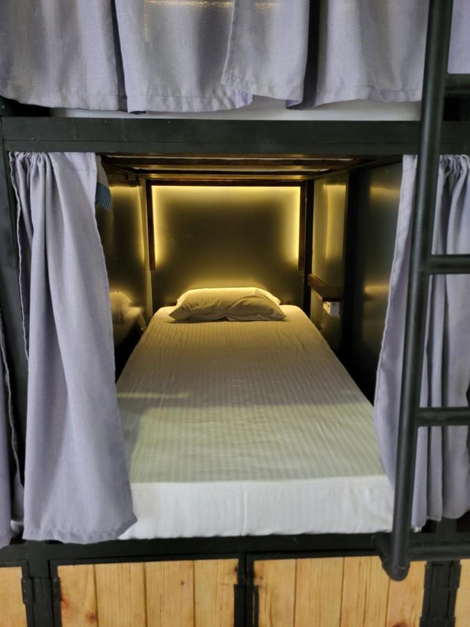 Hostel Why Not Mansion Habaraduwa Central Exteriér fotografie